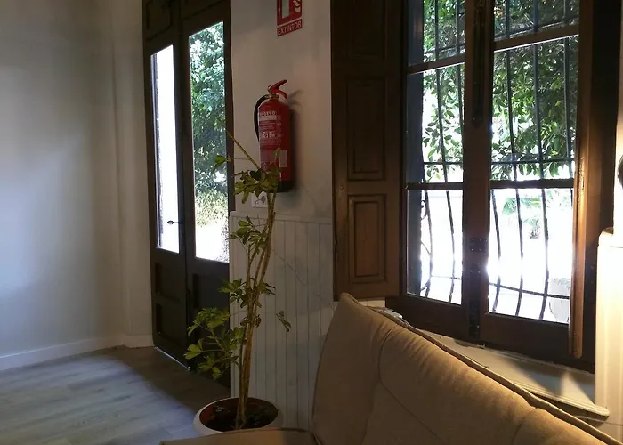 Nwt Paradise Urban Hostel *