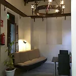 Nwt Paradise Urban Hostel Alicante