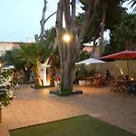 Hostel Nwt Paradise Urban *
