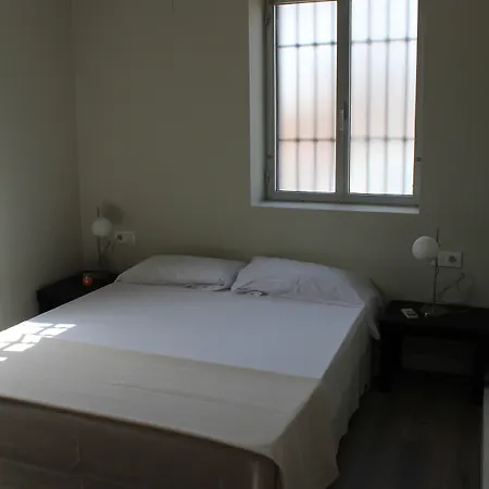 Nwt Paradise Urban Hostel *