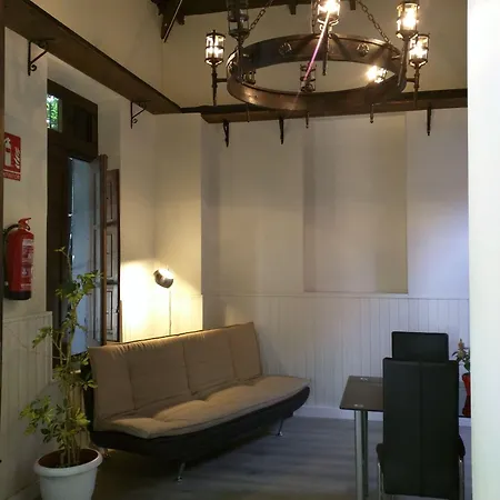Nwt Paradise Urban Hostel Alicante