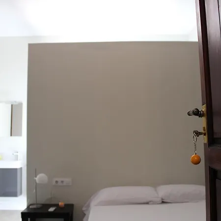 Hostel Nwt Paradise Urban *