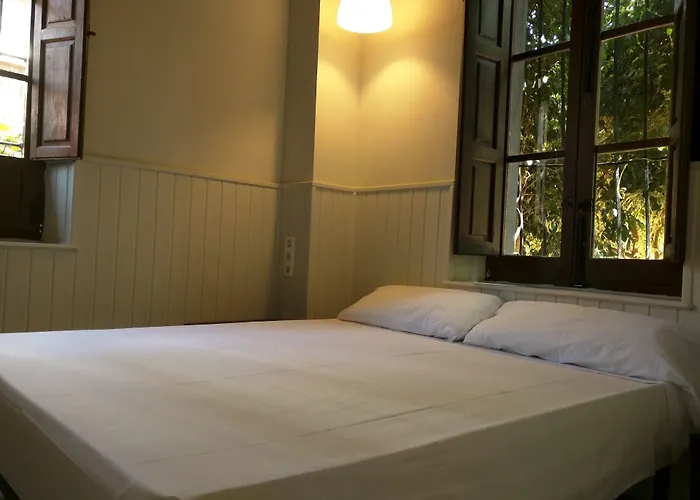 Hostel Nwt Paradise Urban
