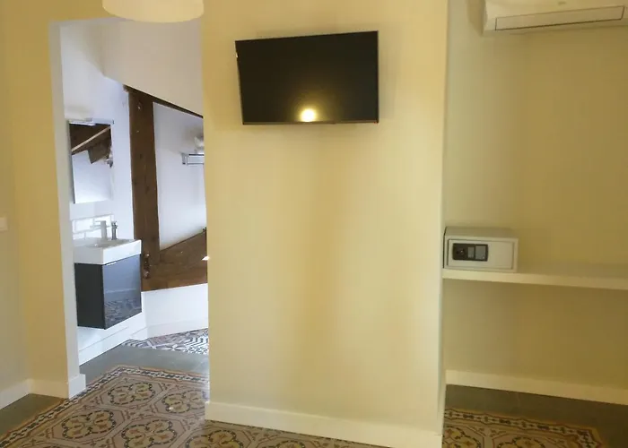 Nwt Paradise Urban Аликанте