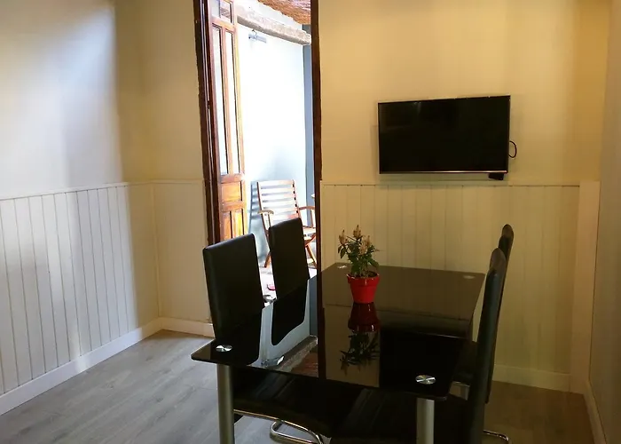 Хостел Nwt Paradise Urban